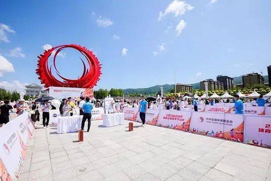 "运动社区"体育公益嘉年华和龙站圆满成功_活动_市民_指导员