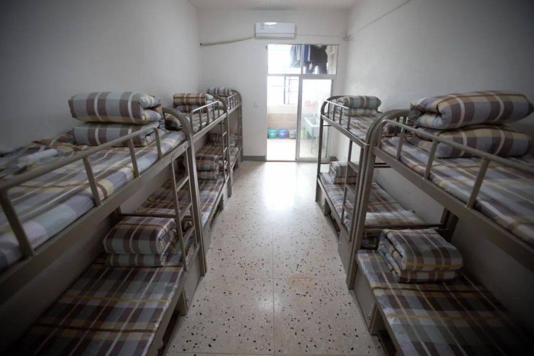 全省高考复读旗舰 见证神话的摇篮——邵东创新学校高考复读部_管理