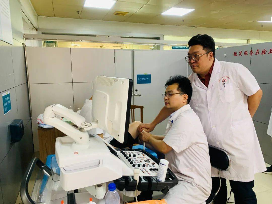 【肌骨超声】疼痛困扰,超声肌骨下精准治疗,快速见实效!