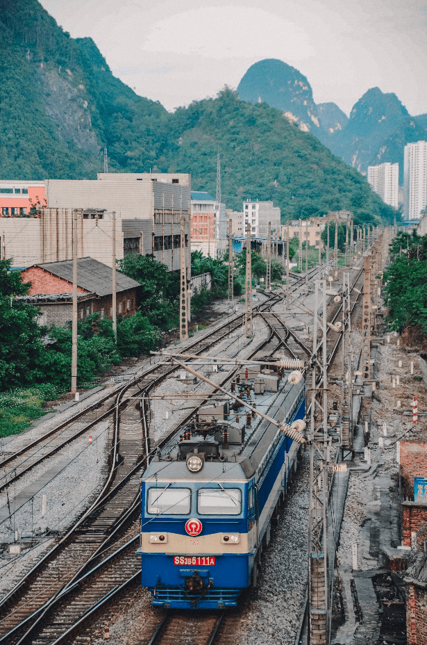 "交通之美"网络文化工作室:用镜头捕捉大美交通——铁路篇_韶山