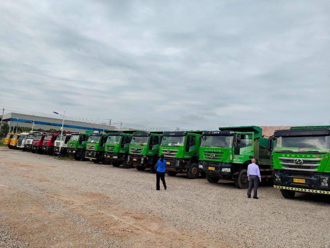 武平这45辆渣土车有了"通行证"→_运输_来源_工程