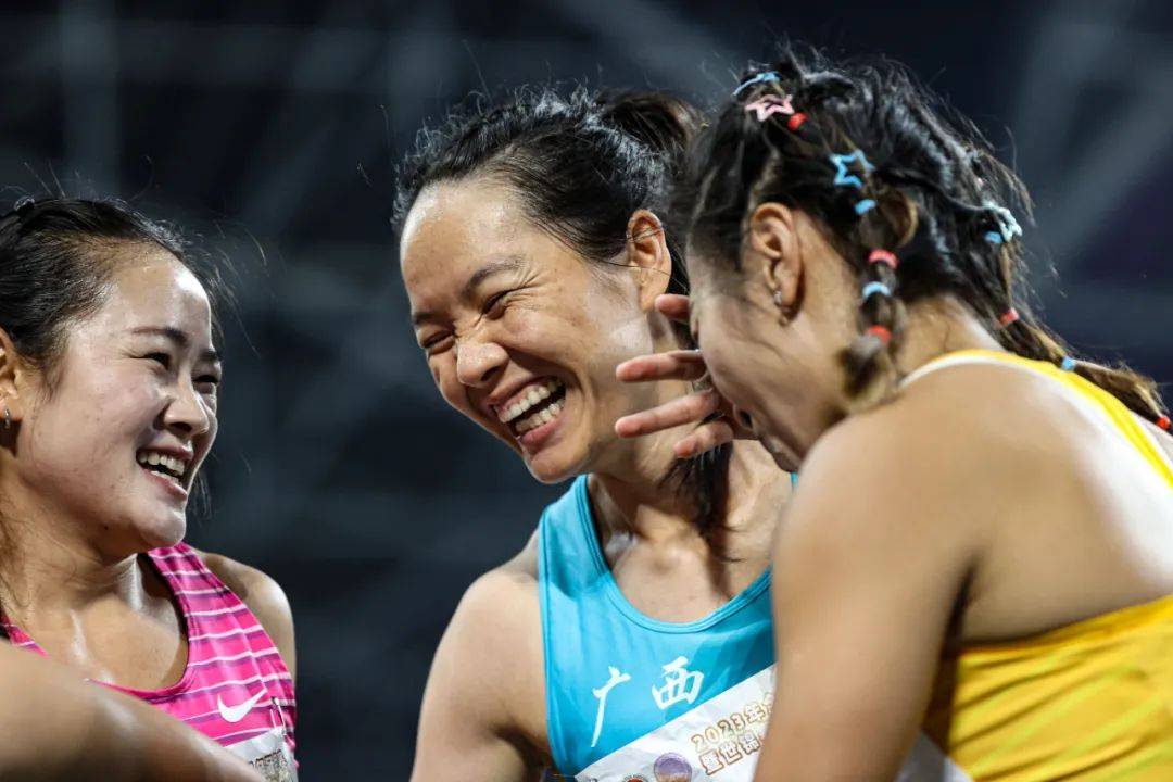 沈阳奥体,太燃了!_参赛选手_女子_比赛