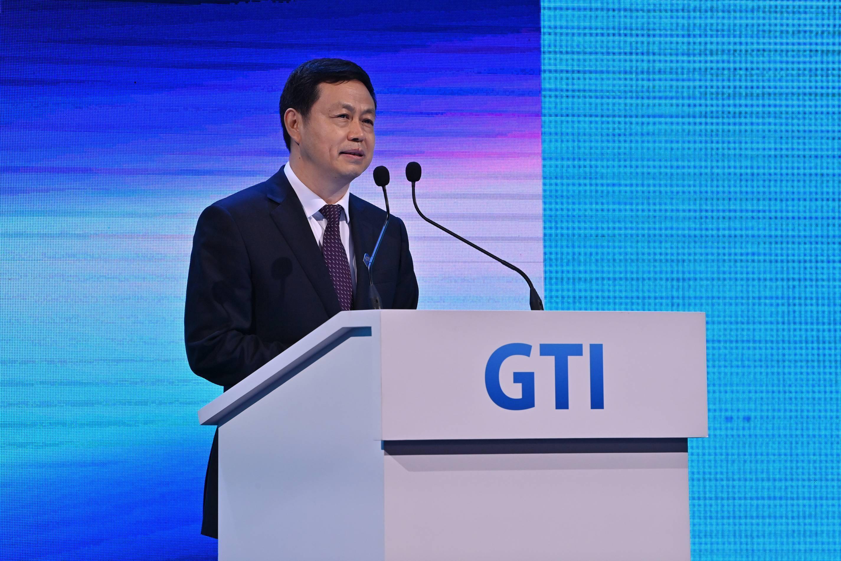 中国移动董事长杨杰:蓄势创新攀高峰 聚力合作启新程