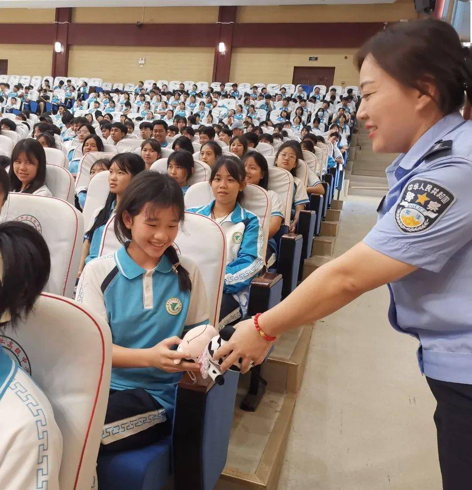 景洪学院图片