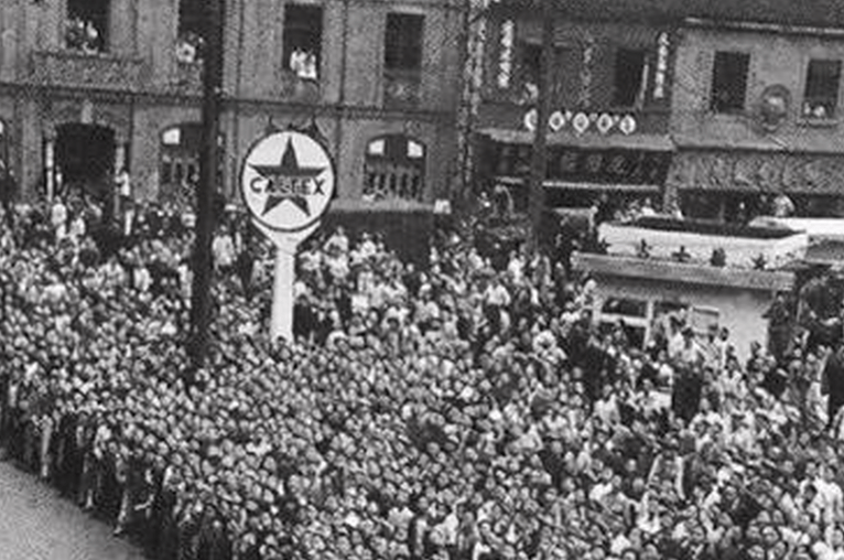 Amazon.com: 漢奸裁判史 新版――1946-1948: 9784622074991