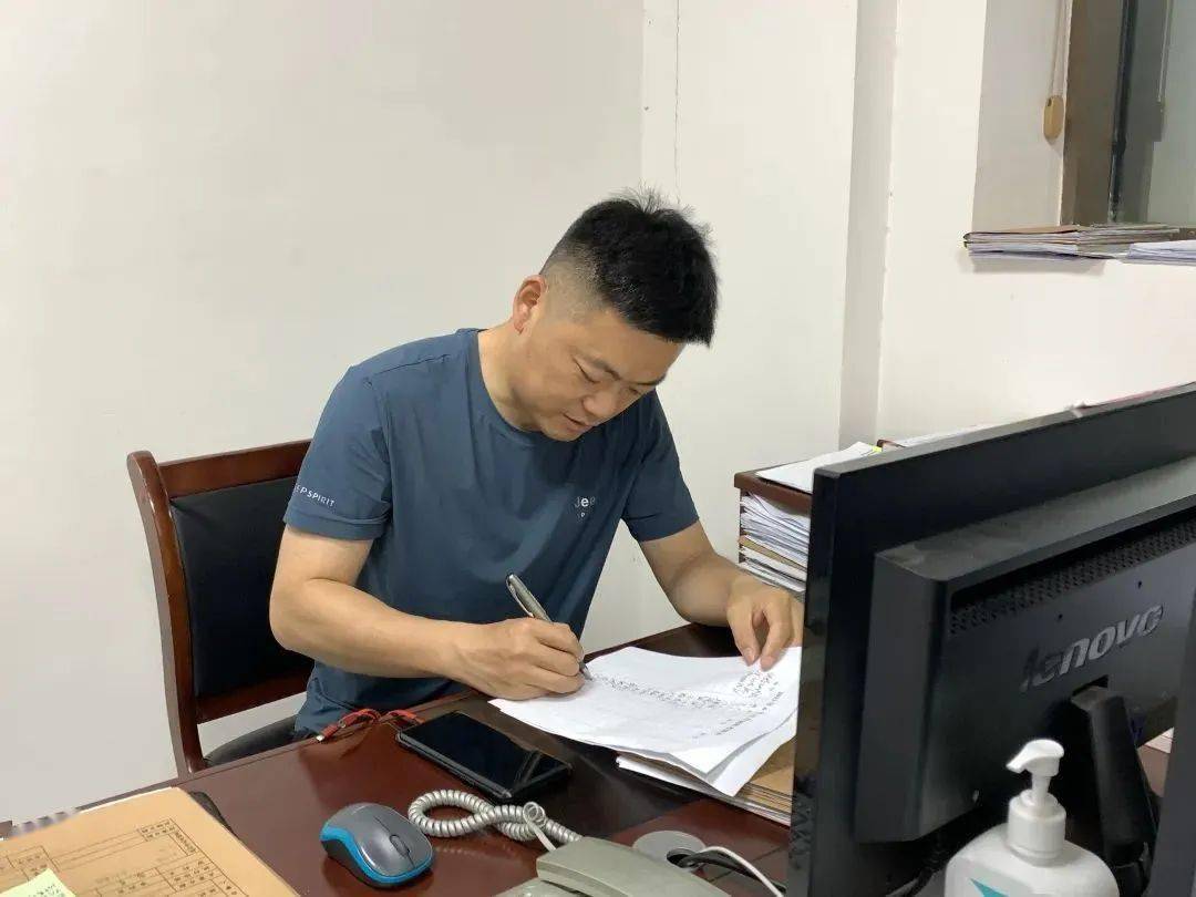 在岳阳,执行法官的一天是这样子过的......_陈法官_李某_案件