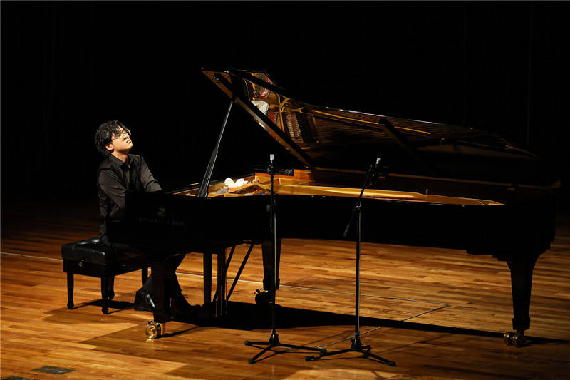 再度登台星海音乐厅 青年钢琴家黄梓轩演绎德奥经典_音乐会_观众_巴赫