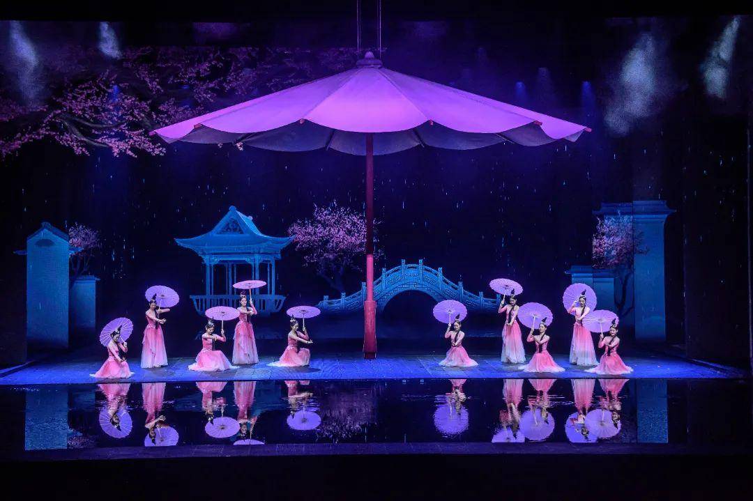 上海千古情景区本周六全新开园,王牌主秀《上海千古情》升级亮相_穿越