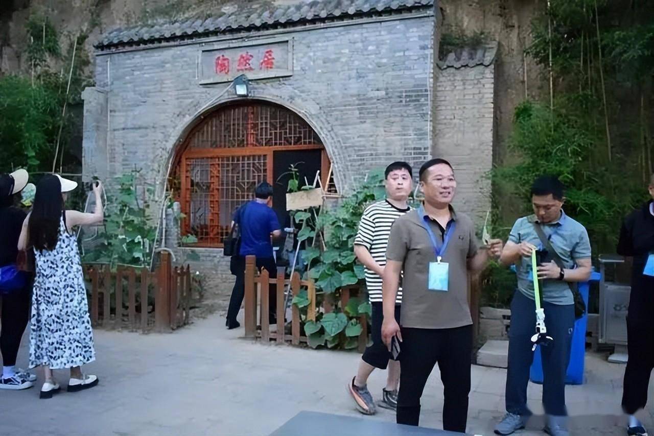 "邯有我 e起向未来"网络名人游邯郸走进复兴区_活动_媒体_发展