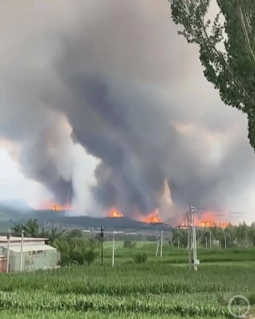 辽宁一地突发雷击火,火势可控!_火灾_建平县_雷暴
