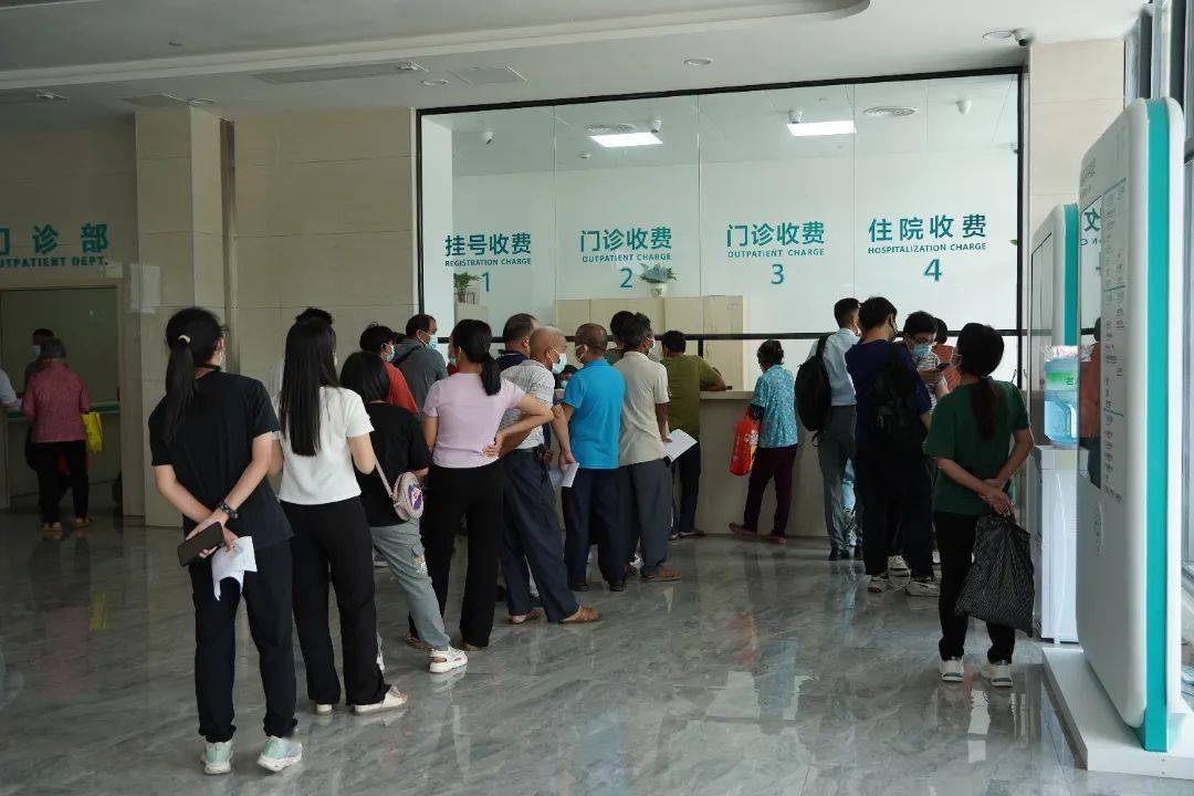 怀集县第三人民医院整体搬迁完毕:启航新征程 续写新篇章 奋力为怀集