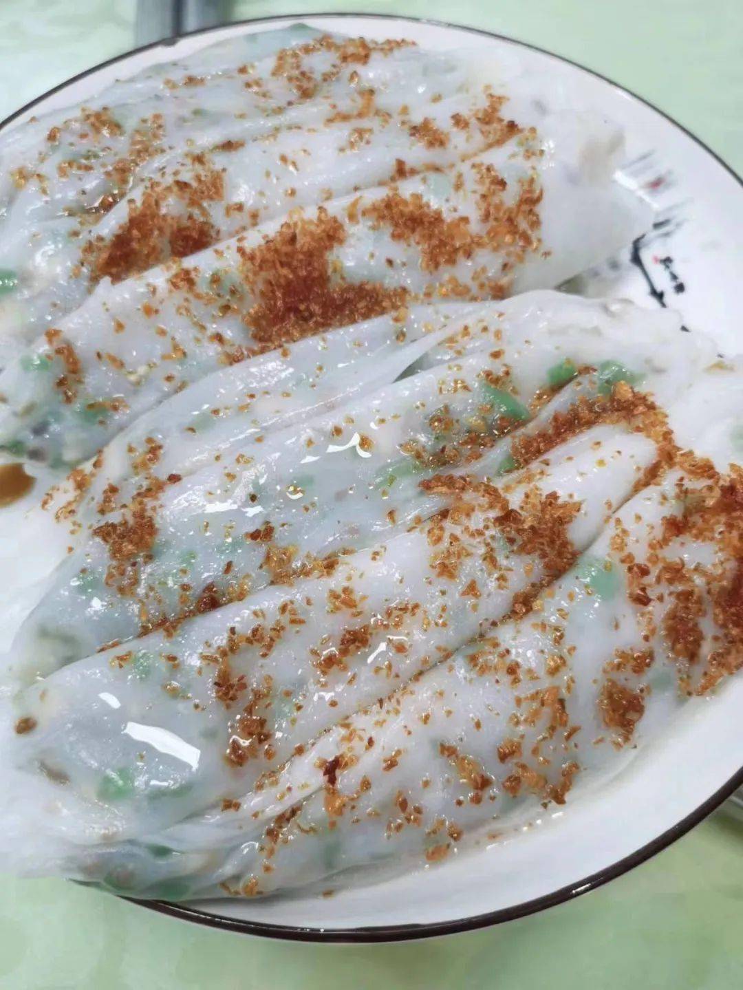 簸箕粄▼鳝鱼肉质挺厚的,无刺不腥,应该过了油,很香,但整体味道偏淡