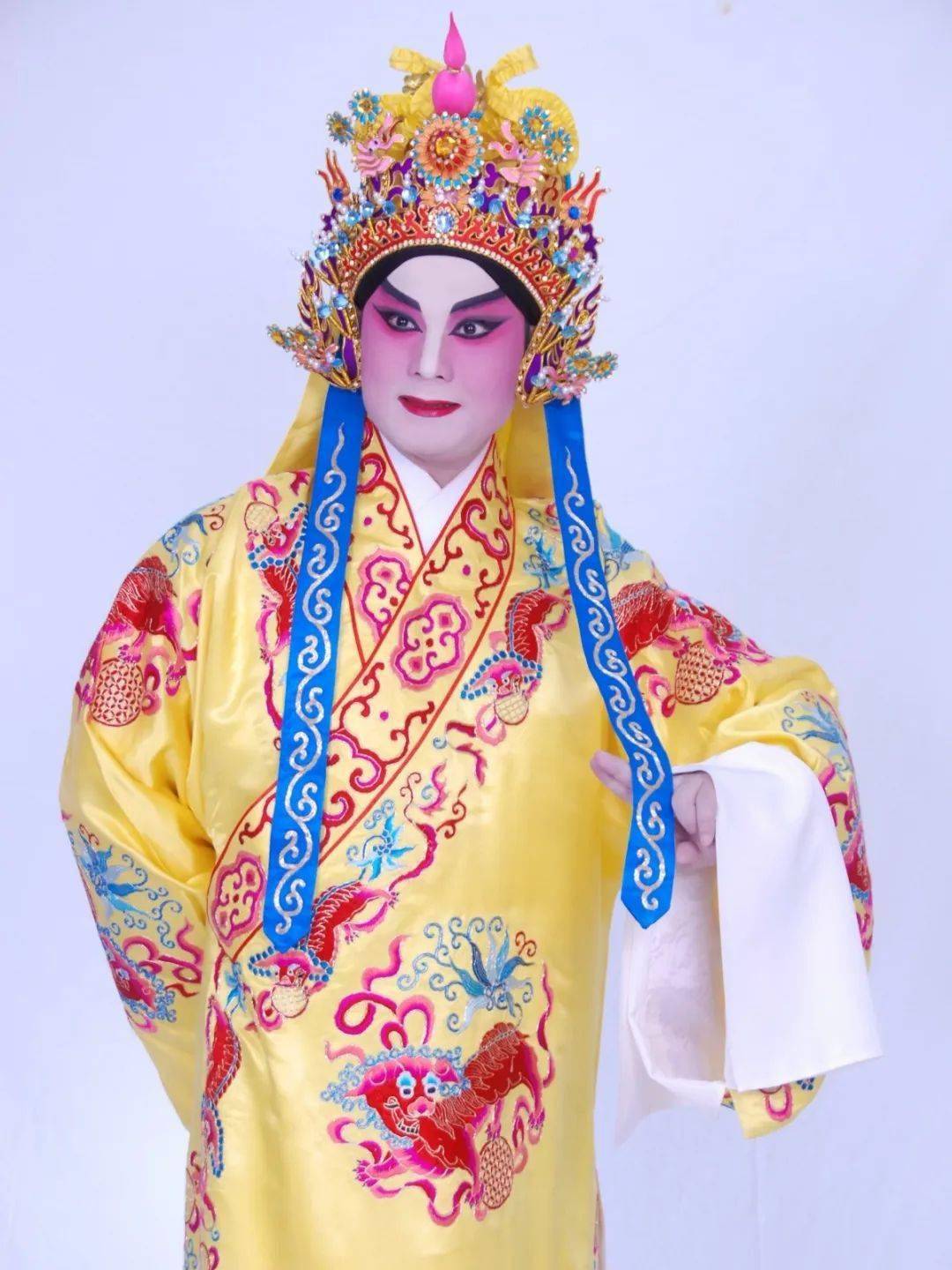 龙贯天 来自搜狐网