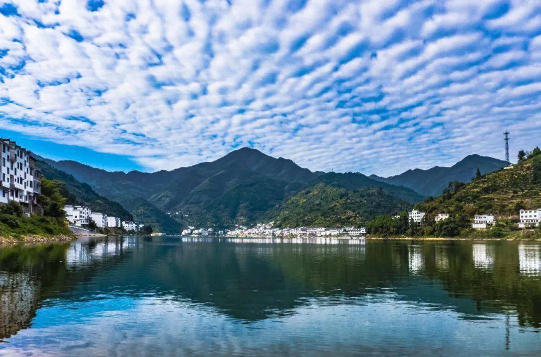 栖江畔 | 歙县—新安山居图之江畔_来源_徽城镇_江水