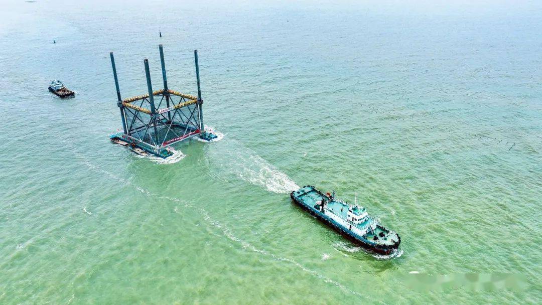 深远海"升降腿"养殖神器——"联塑l001"网箱,可抗16级强台风!