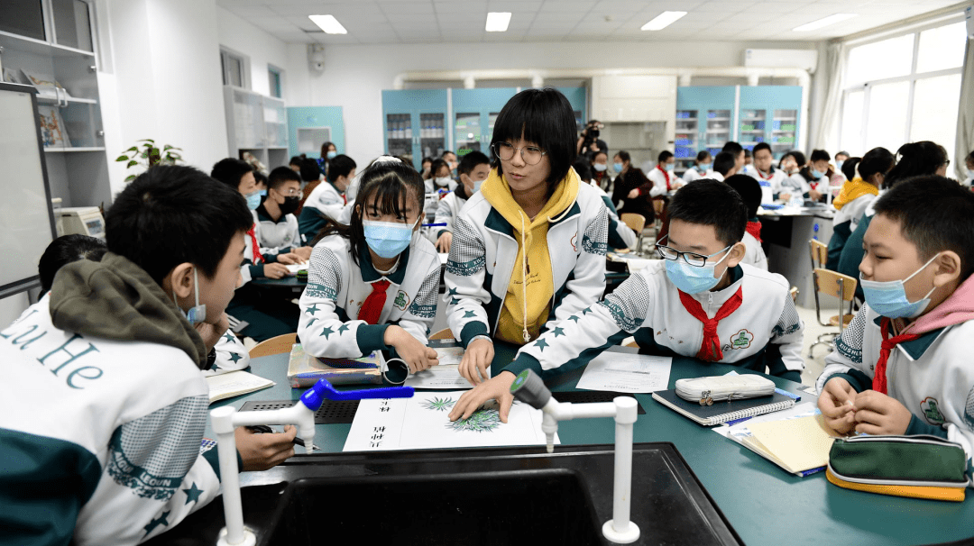 潞河中学迎中招校园开放日:本部高中计划招生505人……_发展_课程_于