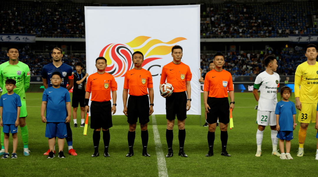 【长春足协】中超裁判员史强完成个人中超联赛执法首秀_比赛_com_视频