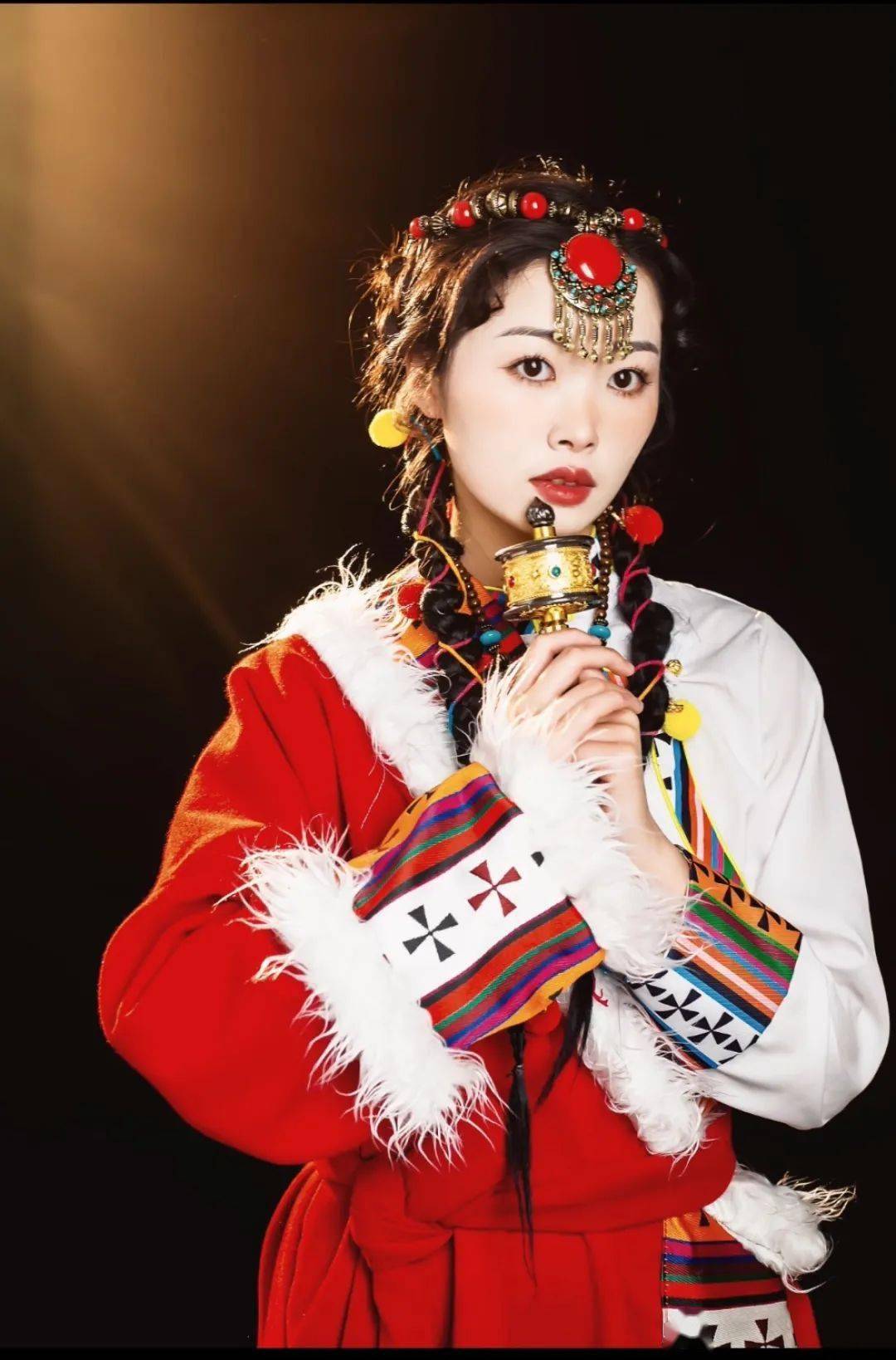 杨露15皮茂文14黄可昕13黄磊(建始)12甄涛11杨周10田川09吴笛08刘娇07