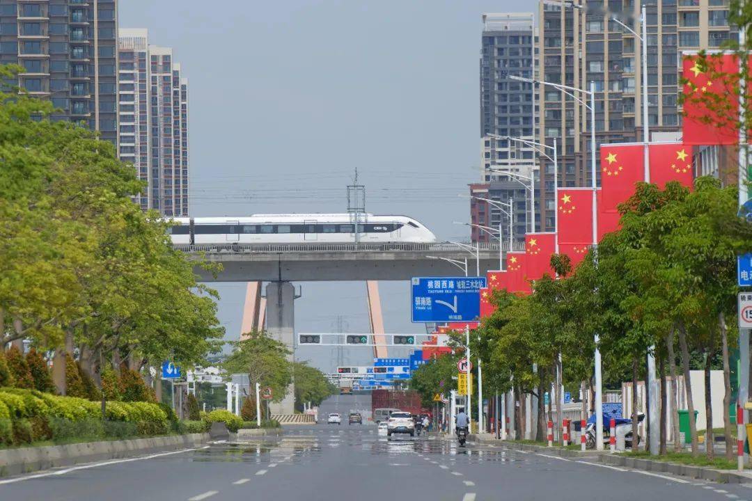 即日起到8月30日,超200幅云东海靓相在文化馆展出_三水区_李东_作品