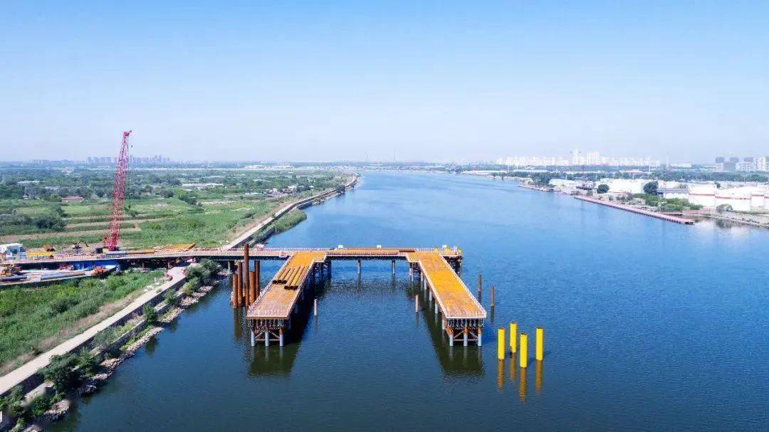 滨海新区西中环跨海河桥二跨主栈桥完成_塘沽_新城镇_的发展