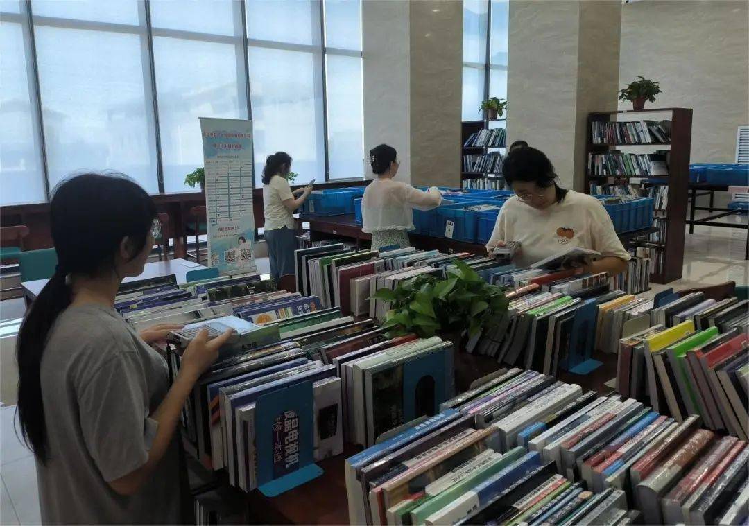 社会图书馆馆配（社会图书馆图书使用现状） 社会图书馆馆配（社会图书馆图书利用
近况
）《社会图书馆图书使用现状》 中国图书