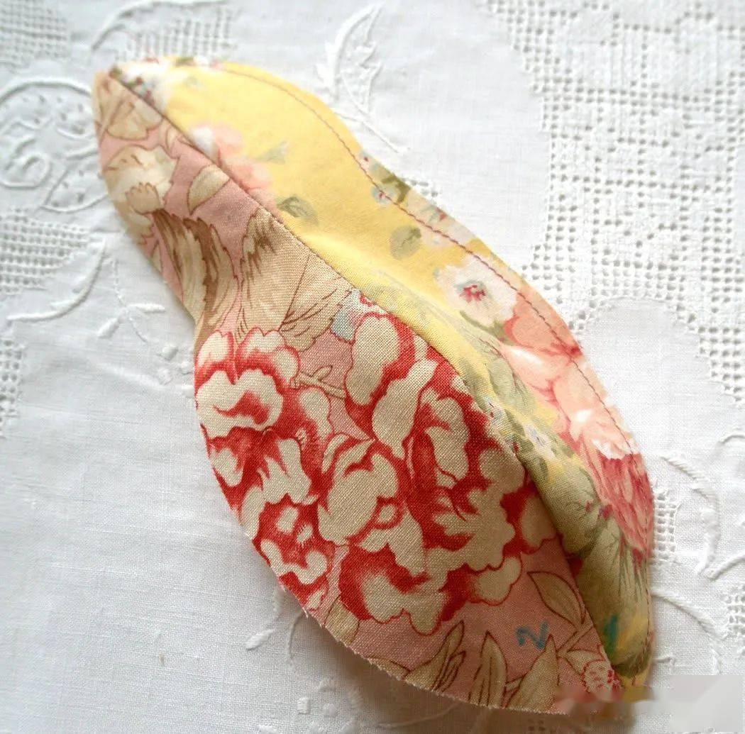 剪几块相同图案的小碎布,拼起来大家都忍不住模仿,实在太美了!