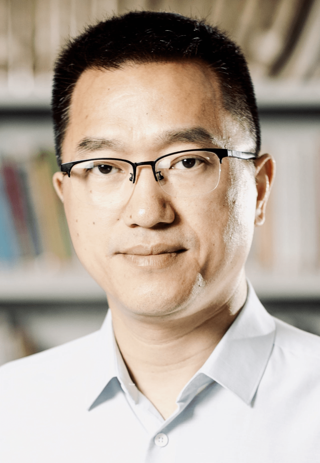 蒋勇,中学语文高级教师,中共党员,现任重庆37中副校长,是大渡口区第