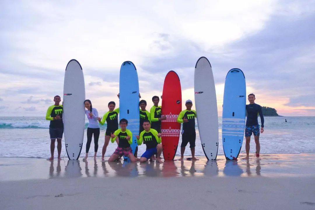 活力经开区丨九龙湾公园海滩新设桨板体验区_游客_威海海_项目