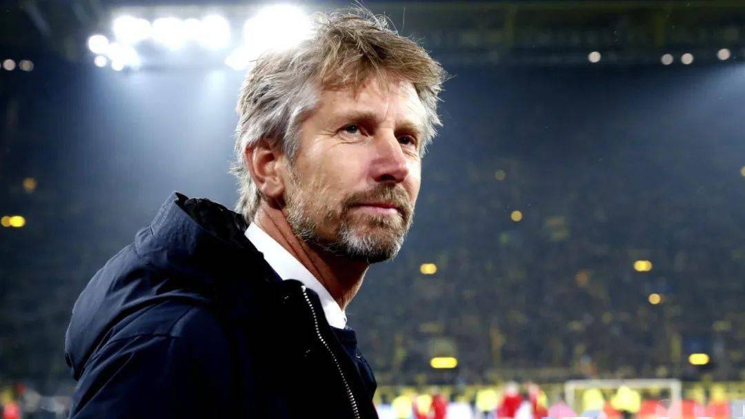 【荷兰】范德萨从克罗地亚转回荷兰继续接受治疗_重症_监护室_com