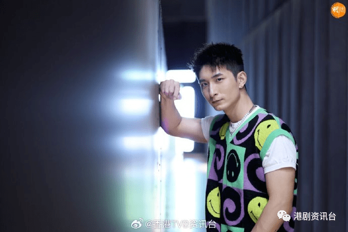 tvb上位小生失恋教训抗拒孤独_张驰_因为_感情