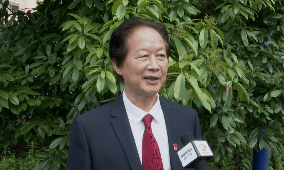 镇雄中学驾驭式自主教育理论体系的一个部分,是校长胡克州在教育领域