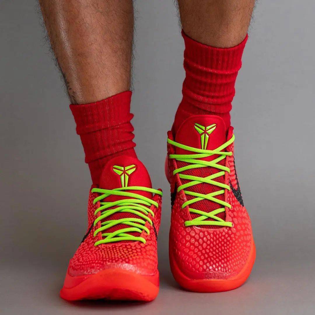 kobe 6「反转青蜂侠」上脚太帅了!_via_网络_版权