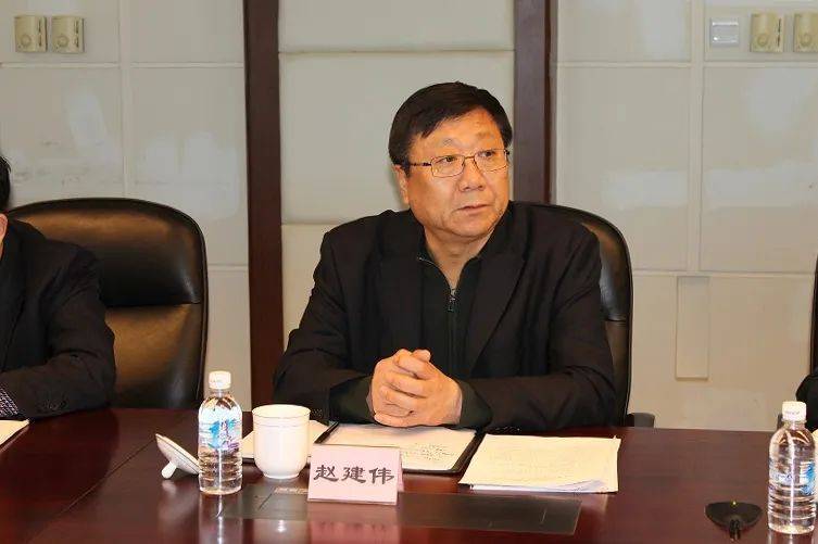 假离婚欺骗组织,大连退休检察长被查,共事公安局长被判死缓_赵建伟