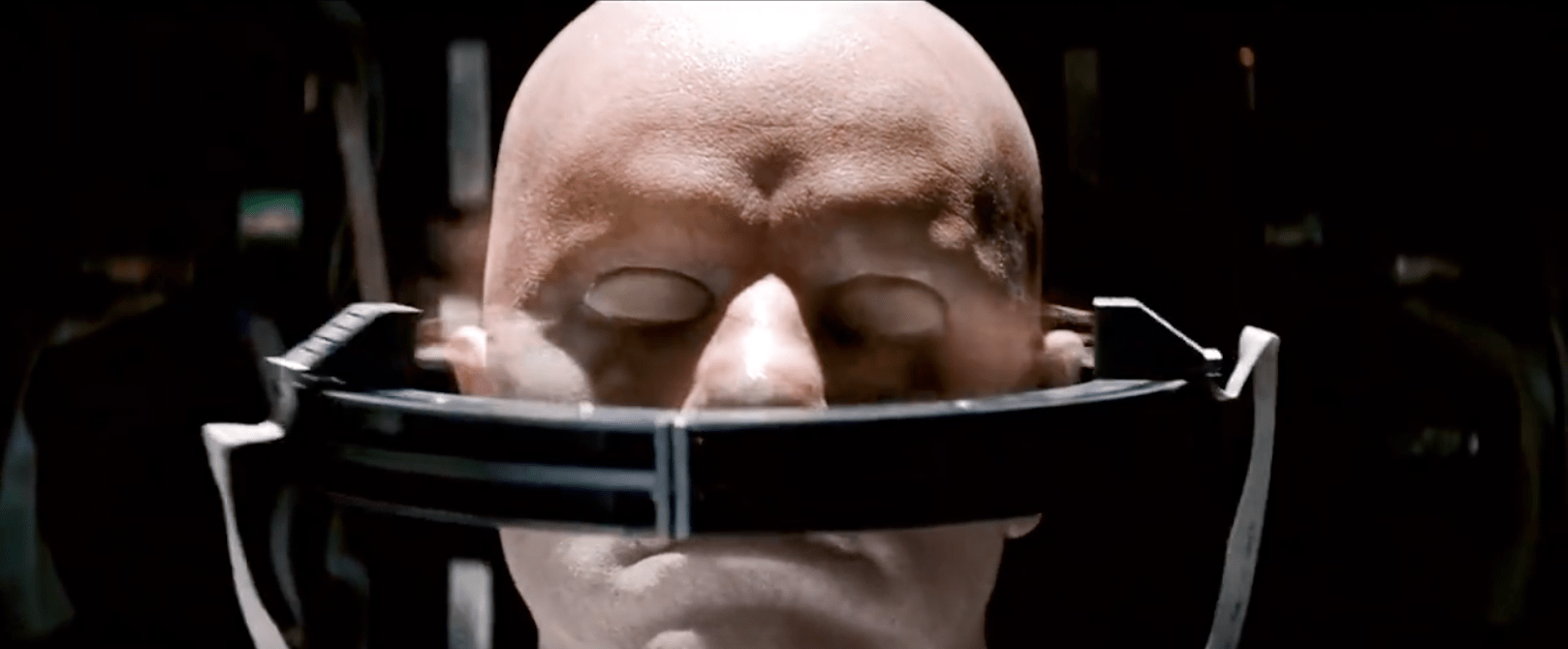 比如"人皮面具",从《碟中谍1》中汤姆·克鲁斯的换脸亮相开始,它就成