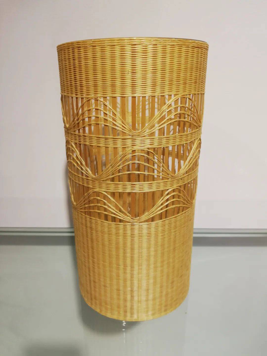 第六届全国残疾人职业技能大赛获奖作品——竹编花瓶2023年的第七届