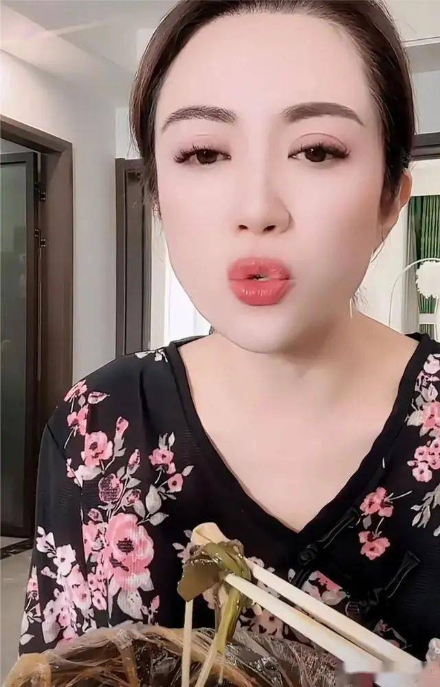 刘能现任妻子图片