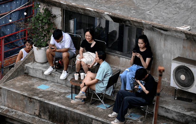 今日越南:胡志明市青年新风尚——屋顶咖啡_公寓_zing_来源