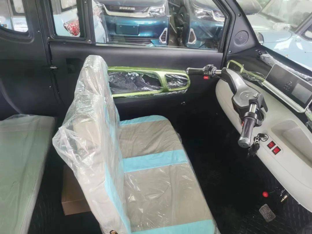 牛奔小客爆品频出持续发力跑出品牌加速度!_产品_生产_市场