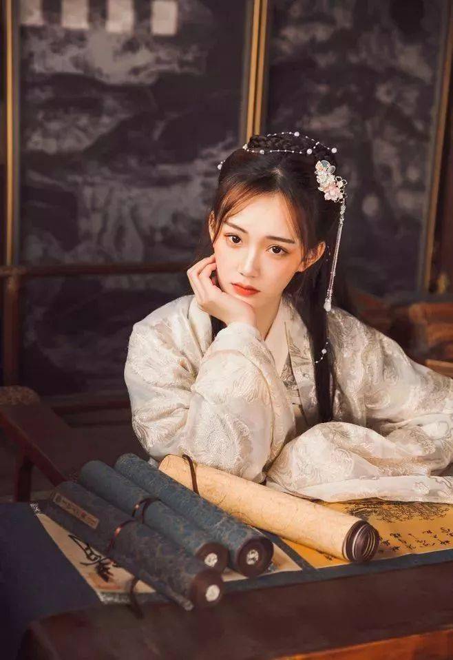 帝霸装x图送上!_如风_秘密_首富