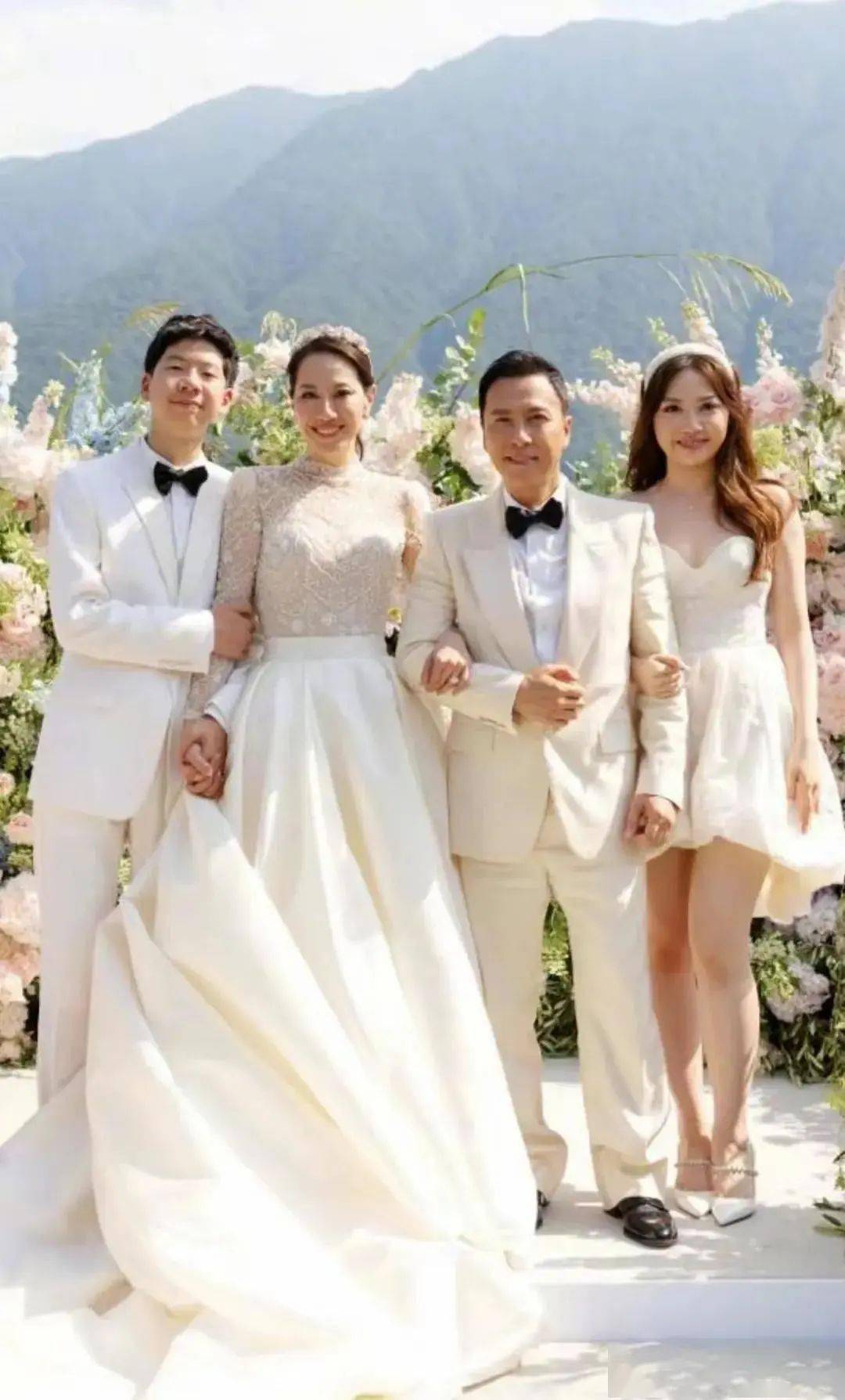 超50位港星出席,王宝强携女友观礼_汪诗诗_老婆_网友