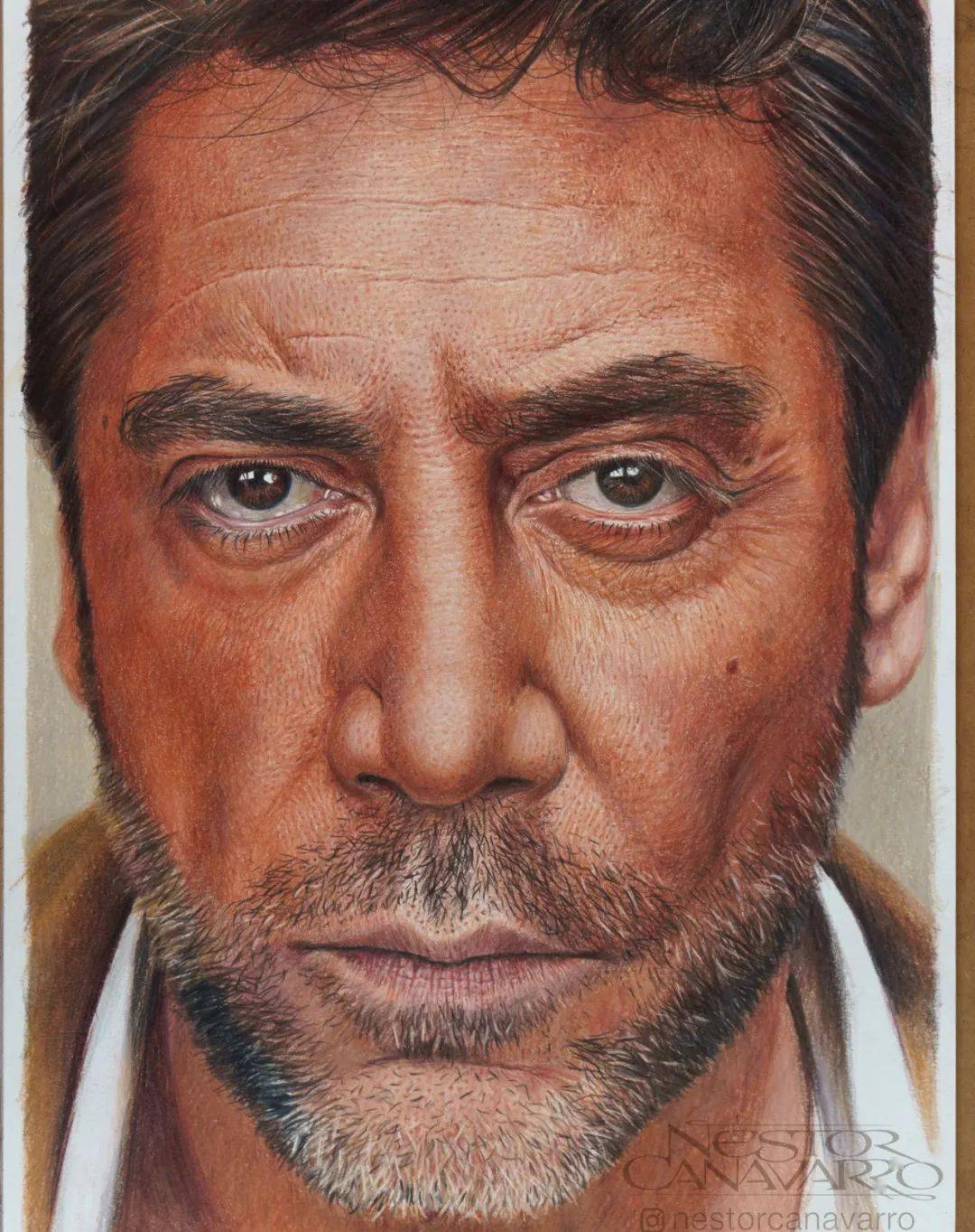 62岁大爷用一支2元彩铅挑战冷军,超逼真变态画作让人看完直呼:不!可!