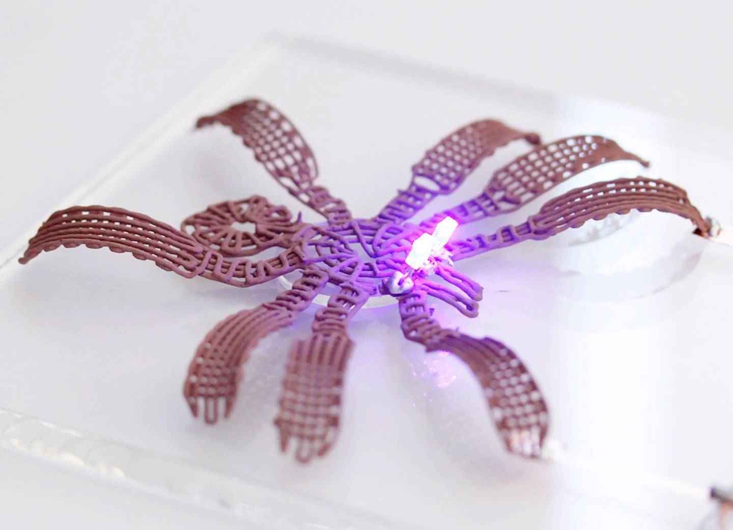 北卡罗来纳州州立大学科研团队发明全新凝胶 可在室温下3D打印金属物品