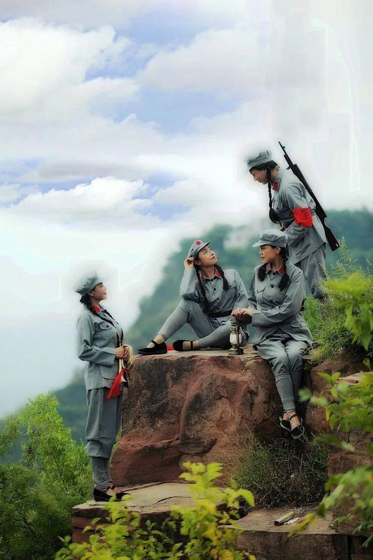 人像摄影红军女战士