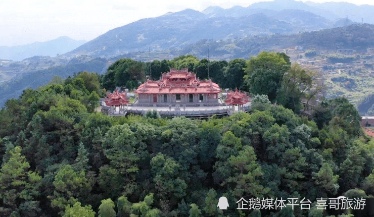 地处安溪县东北部,东北与白濑乡相连,南与湖头镇,尚卿乡毗邻,西与长坑