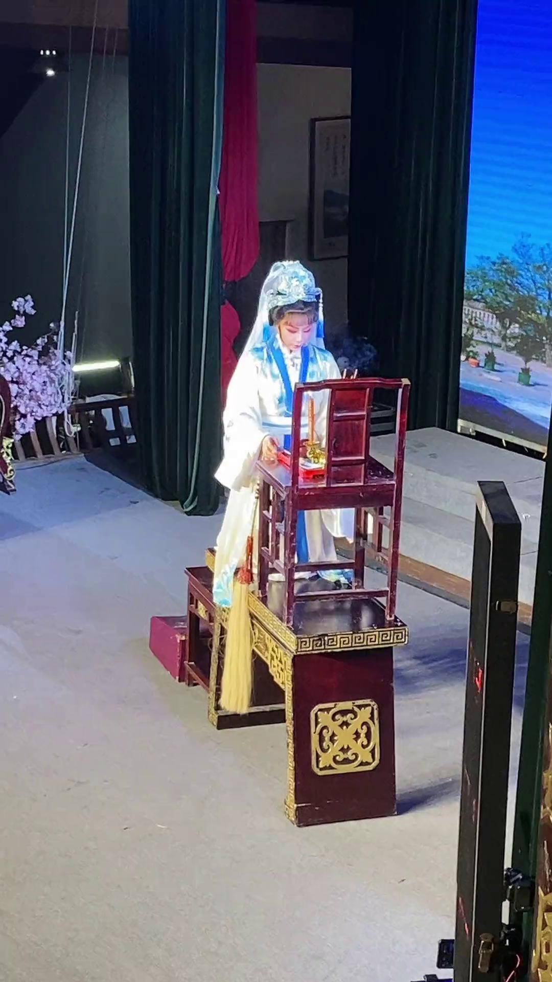 阿小越剧团 王文波方玉娘祭塔