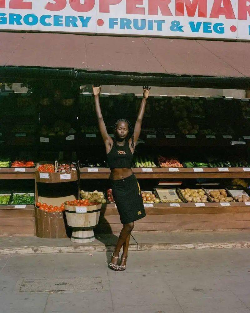 y-3 春夏系列第三章 | places faces 十周年纪念系列 | yeezy 部分鞋