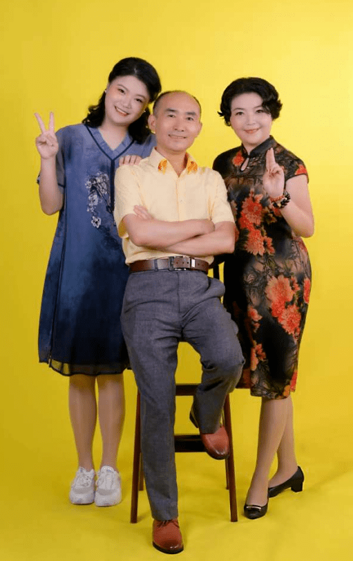 你最帅,她最美,你们最可爱,致敬情系国防的最美家庭!