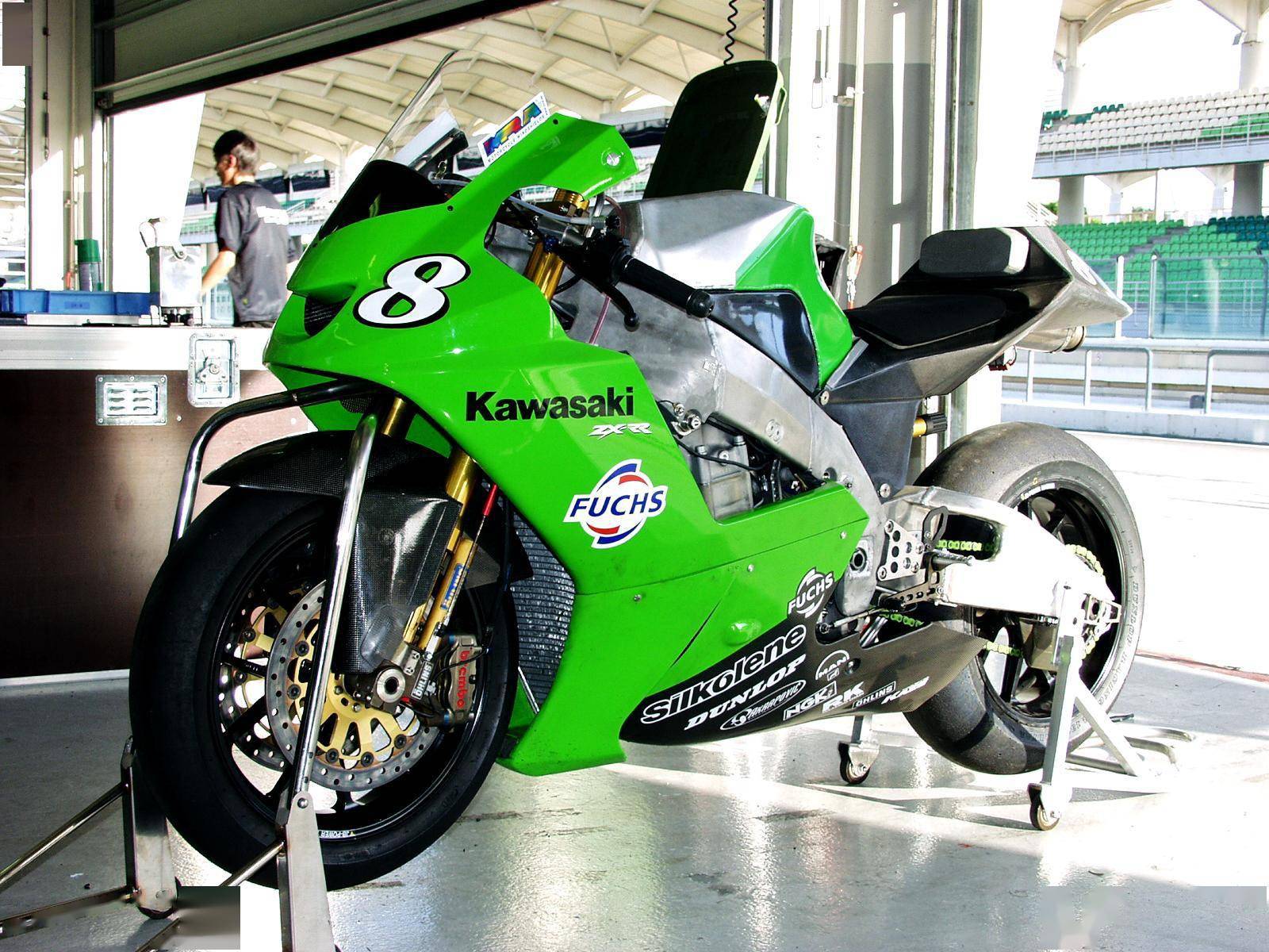 老图集:kawasaki motogp 工厂赛车 zx-rr(上)_日本_赛季_规格