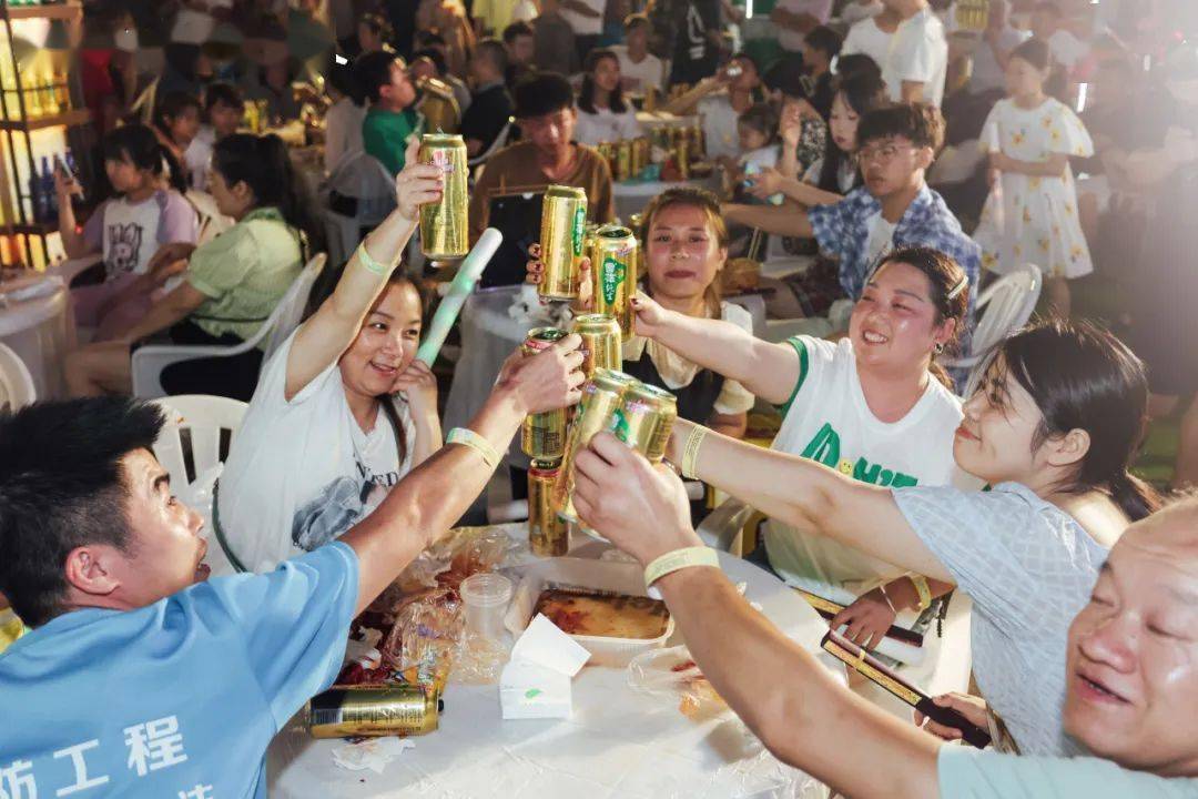 让热爱延续街区迷你啤酒节走进合川欢迎全