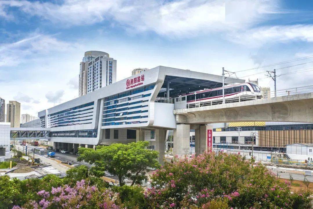 旭阳路站 ·清东路站位于乐清市清东路与宁康东路交叉口东侧,沿宁